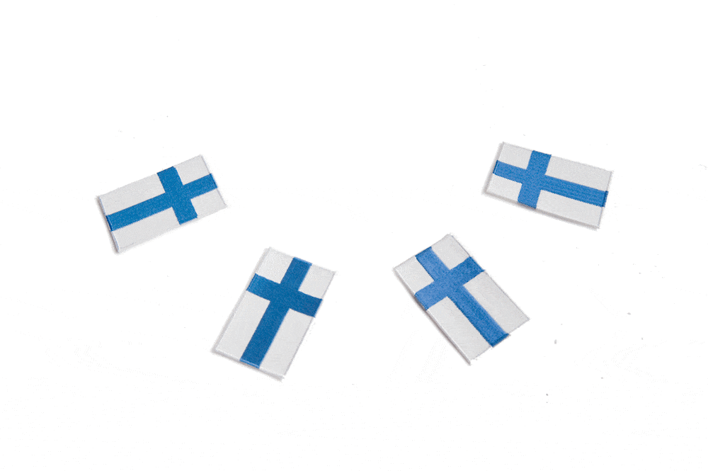 Kangaskuviot Suomenlippu-kangasmerkki